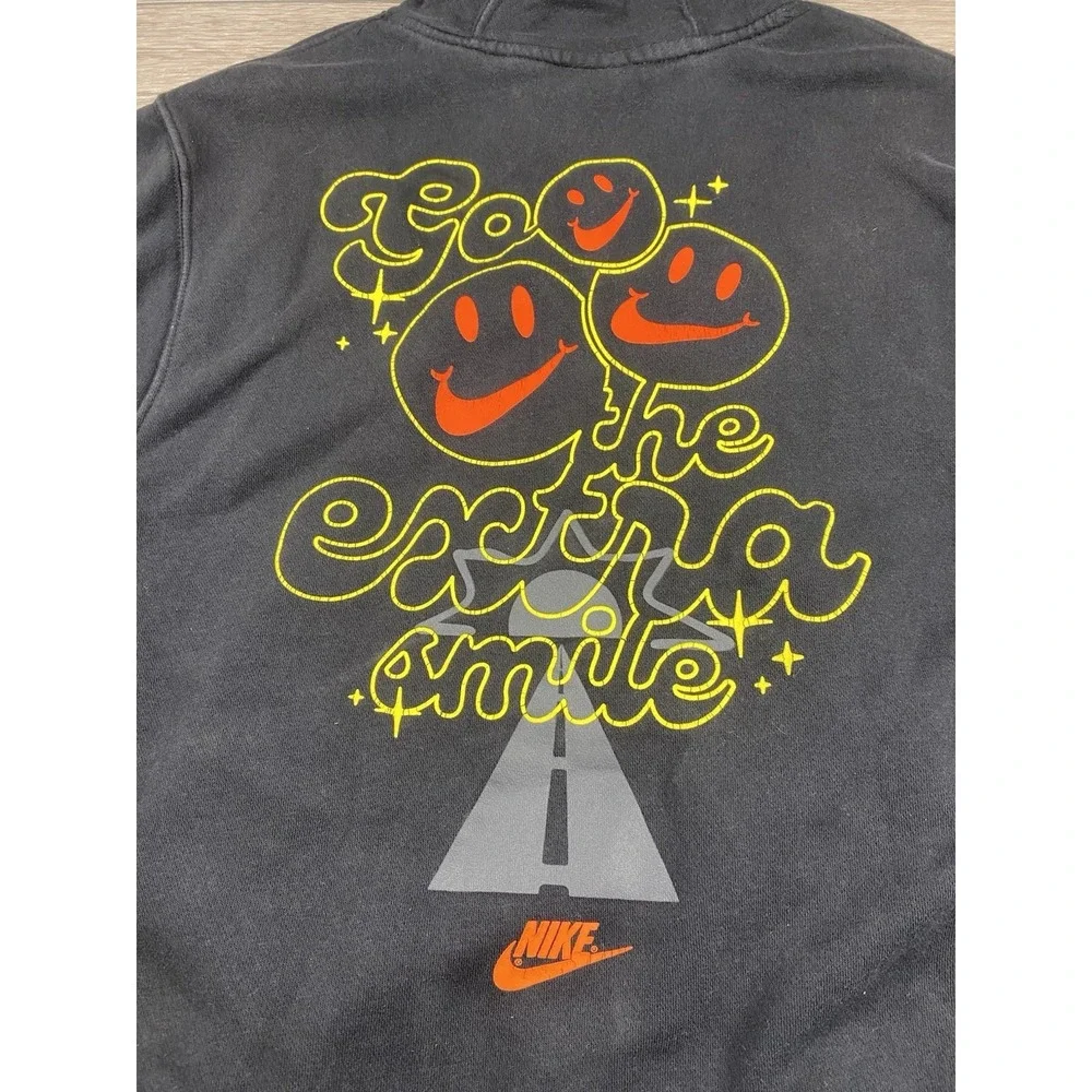 Nike Men's "Go The Extra Smile" Graphic Pullover Hoodie Black Size Medium - Picture 5 of 10